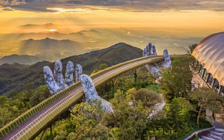 7D6N FAVORITE VIETNAM HANOI SAPA WITH HALONG DA NANG FANTASY PARK GOLDEN BRIDGE